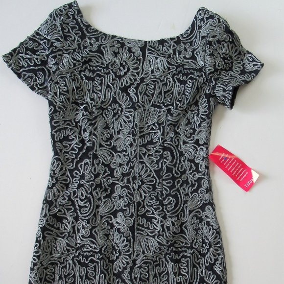 Js Collection Silver Embroidered Short Sleeve Boat Neck Sheath Cocktail Dress - Picture 4 of 13